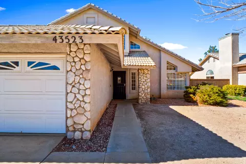 43523 E 11th St, Lancaster, CA 93535 photo 5