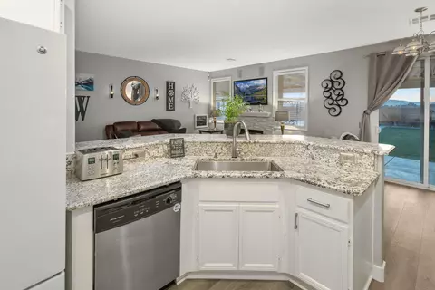 42915 Edson Ave, Lancaster, CA 93536 photo 13