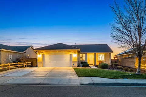 42915 Edson Ave, Lancaster, CA 93536 photo 1
