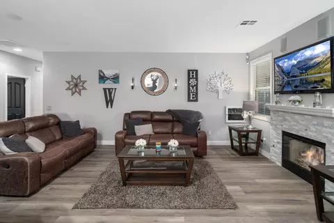 42915 Edson Ave, Lancaster, CA 93536 photo 8
