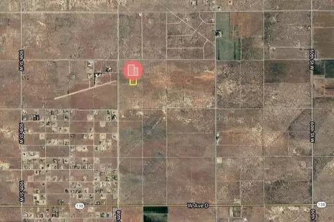 80 St W, Lancaster, CA 93534 photo 2