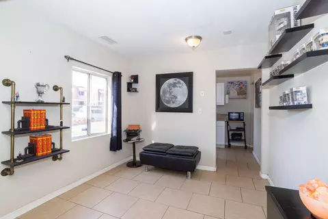 38548 E 11th St, Palmdale, CA 93550 photo 6