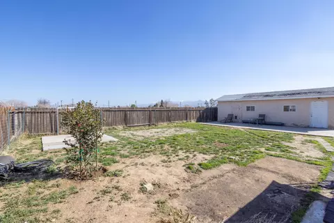 38548 E 11th St, Palmdale, CA 93550 photo 22