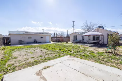 38548 E 11th St, Palmdale, CA 93550 photo 21