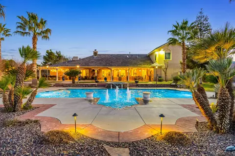 4137 Royale Cir, Lancaster, CA 93536 photo 2