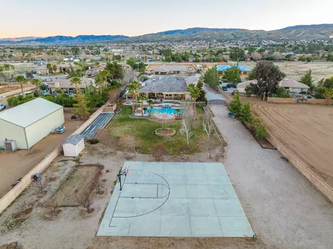 4137 Royale Cir, Lancaster, CA 93536 photo 78