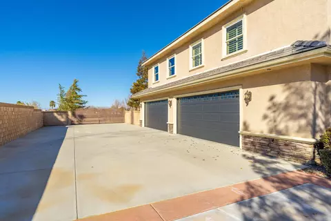 4137 Royale Cir, Lancaster, CA 93536 photo 86