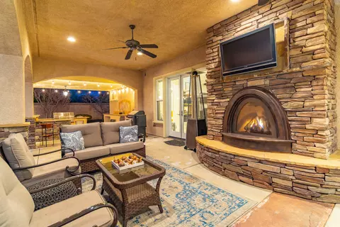 4137 Royale Cir, Lancaster, CA 93536 photo 57