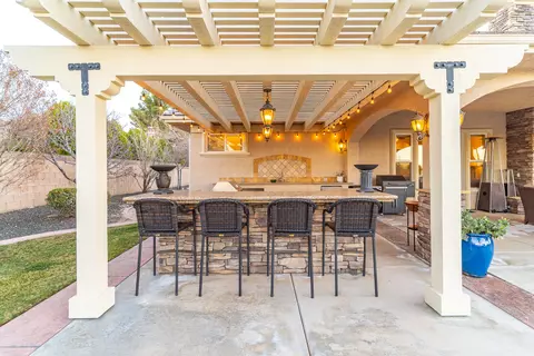 4137 Royale Cir, Lancaster, CA 93536 photo 60