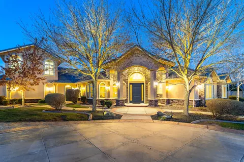 4137 Royale Cir, Lancaster, CA 93536 photo 11