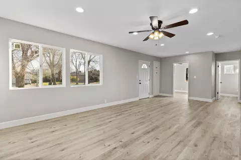 1403 W Ivyton St, Lancaster, CA 93534 photo 10