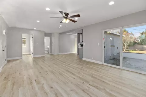 1403 W Ivyton St, Lancaster, CA 93534 photo 9