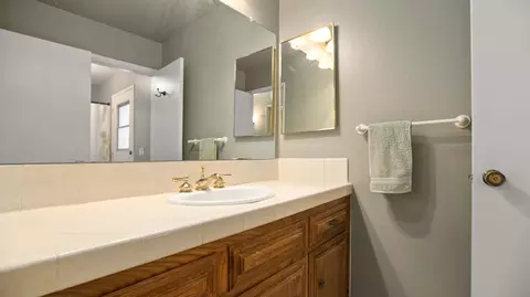 44312 Ruthron Ave, Lancaster, CA 93536 photo 17