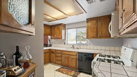 44312 Ruthron Ave, Lancaster, CA 93536 photo 7