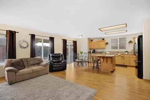 1852 Hart St, Lancaster, CA 93534 photo 22