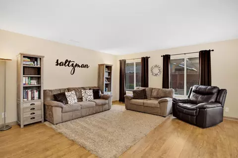 1852 Hart St, Lancaster, CA 93534 photo 6