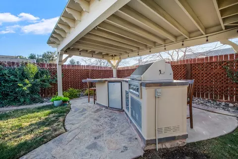 1852 Hart St, Lancaster, CA 93534 photo 38