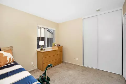1852 Hart St, Lancaster, CA 93534 photo 9