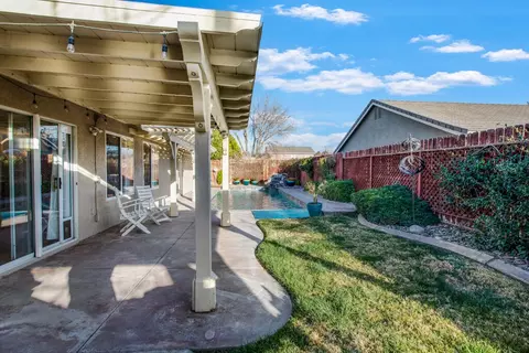 1852 Hart St, Lancaster, CA 93534 photo 42