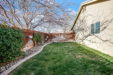 1852 Hart St, Lancaster, CA 93534 photo 35