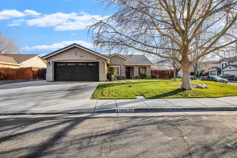1852 Hart St, Lancaster, CA 93534 photo 31