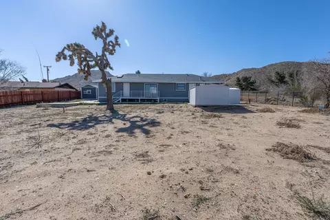 16187 Deeplake Ave, Lake Los Angeles, CA 93591 photo 28