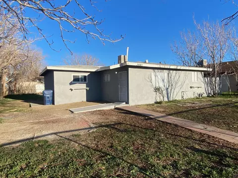 39362 E 10th St, Palmdale, CA 93550 photo 1