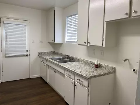39362 E 10th St, Palmdale, CA 93550 photo 7