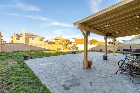 4411 Jonathon St, Lancaster, CA 93536 photo 31