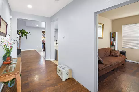 4411 Jonathon St, Lancaster, CA 93536 photo 3