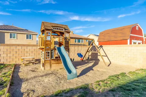 4411 Jonathon St, Lancaster, CA 93536 photo 33