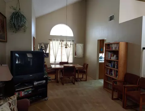 43745 Andale Ave, Lancaster, CA 93535 photo 11