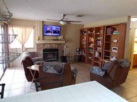 43745 Andale Ave, Lancaster, CA 93535 photo 12