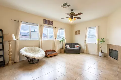 1311 Wild Olive Rd, Tehachapi, CA 93561 photo 2