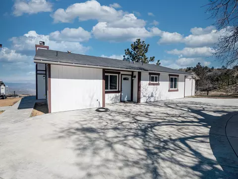 17050 Matterhorn Dr, Tehachapi, CA 93561 photo 17
