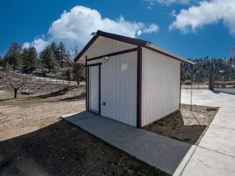 17050 Matterhorn Dr, Tehachapi, CA 93561 photo 14