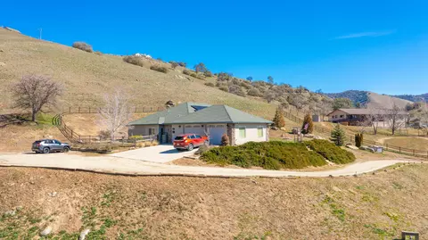 26201 Big Sky Ct, Tehachapi, CA 93561 photo 3