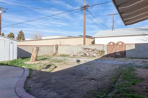 44030 Cedar Ave, Lancaster, CA 93534 photo 18