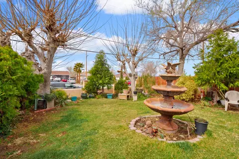38550 35th St E, Palmdale, CA 93550 photo 7