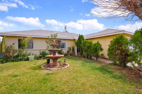 38550 35th St E, Palmdale, CA 93550 photo 4