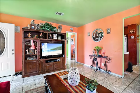 38550 35th St E, Palmdale, CA 93550 photo 11