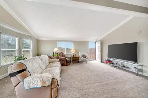 4458 Dobbs Rd, Rosamond, CA 93560 photo 3
