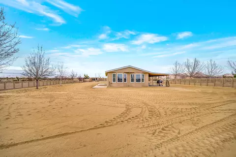 4458 Dobbs Rd, Rosamond, CA 93560 photo 38