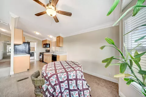 4458 Dobbs Rd, Rosamond, CA 93560 photo 6