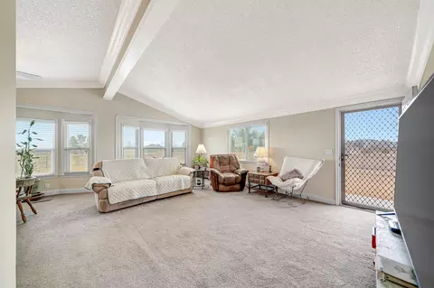 4458 Dobbs Rd, Rosamond, CA 93560 photo 4