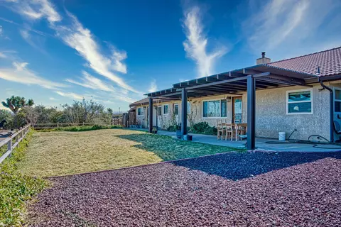 8950 Elm St, Phelan, CA 92371 photo 7