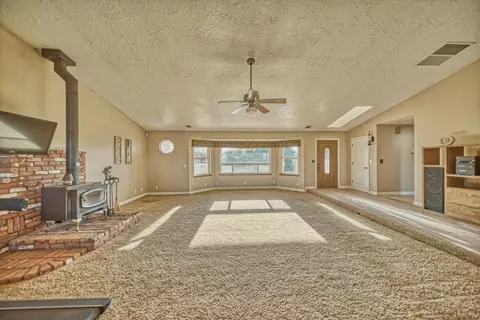 8950 Elm St, Phelan, CA 92371 photo 13