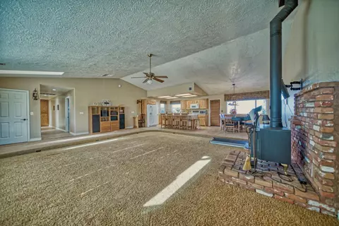 8950 Elm St, Phelan, CA 92371 photo 15