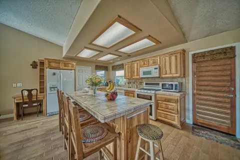 8950 Elm St, Phelan, CA 92371 photo 17