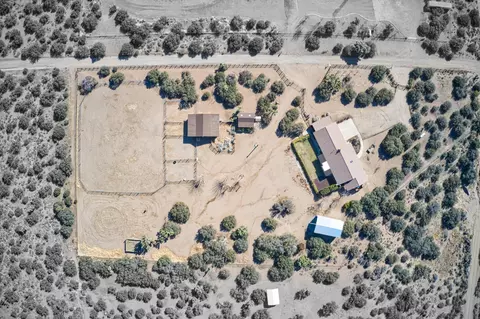 8950 Elm St, Phelan, CA 92371 photo 44